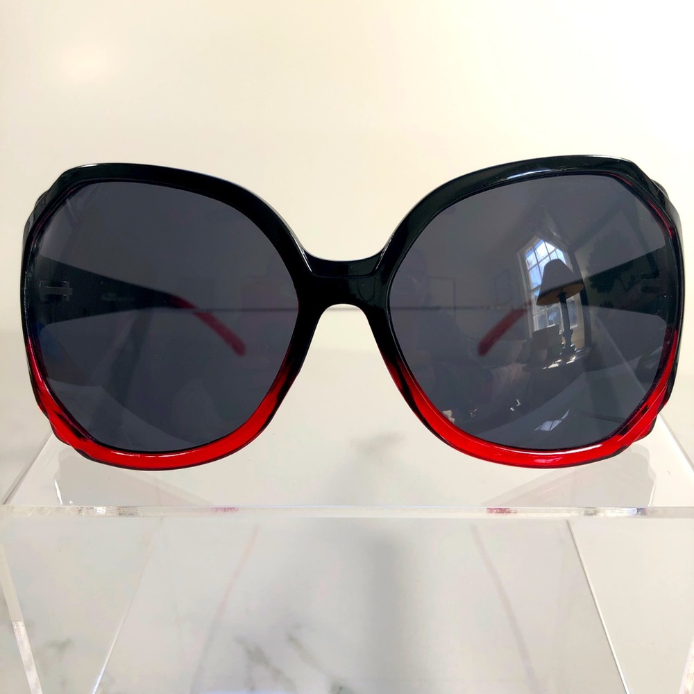 VTG 1980’s ALDO SUNGLASSES BLACK & RED RETRO MOD GRANNY CORE Y2K